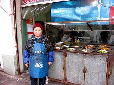 南京安食堂のおばちゃん